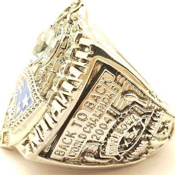 USA New England Patriots 2014 Brady Silver Ring - Picture 2 of 4